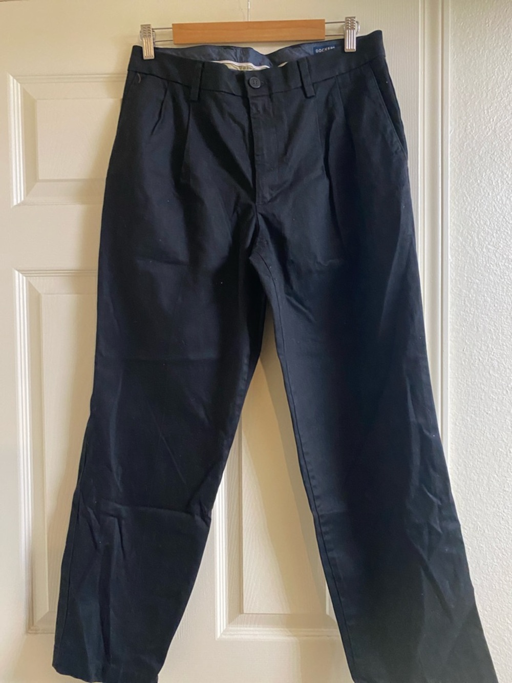 Dockers Men's Navy Blue Chino Pants